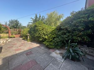 Photo 7- click for photo gallery